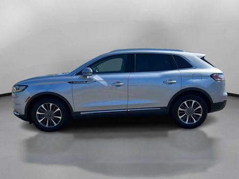 Used 2023 Lincoln Nautilus AWD w/ Premium Package image 15