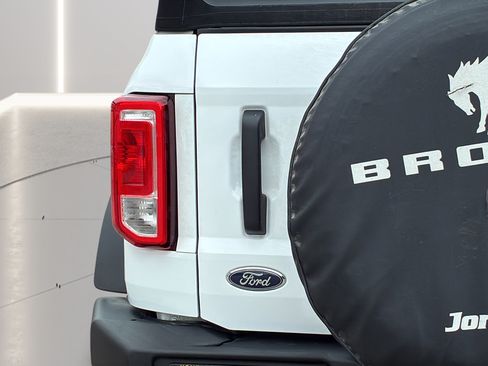 Used 2025 Ford Bronco 4-Door AWD/4WD image 29