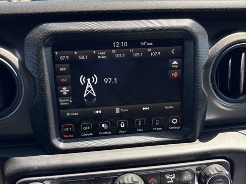 Used 2023 Jeep Wrangler Unlimited w/ Sun & Screen Package AWD/4WD image 11