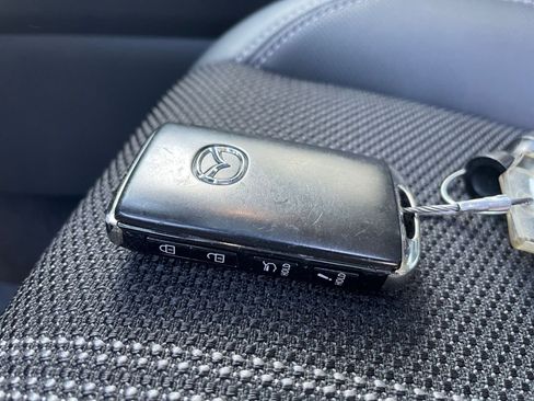 Used 2025 MAZDA CX-50 AWD 2.5 S w/ Premium Package image 22