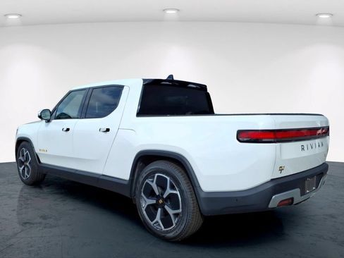 Used 2022 Rivian R1T Adventure AWD/4WD image 19