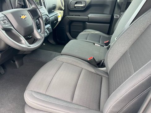 Used 2026 Chevrolet Silverado 1500 Custom RWD image 11