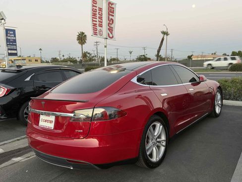 Used 2014 Tesla Model S P85 image 5