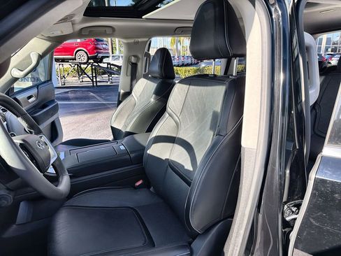 Used 2025 INFINITI QX80 Luxe image 24