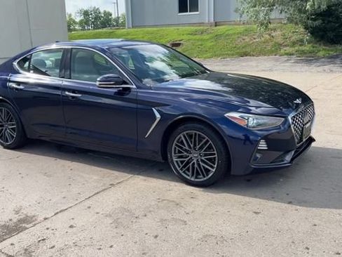 Used 2019 Genesis G70 2.0T Advanced w/ Prestige Package AWD/4WD image 2