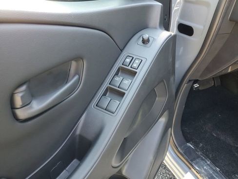 New 2026 Nissan Frontier SV image 6