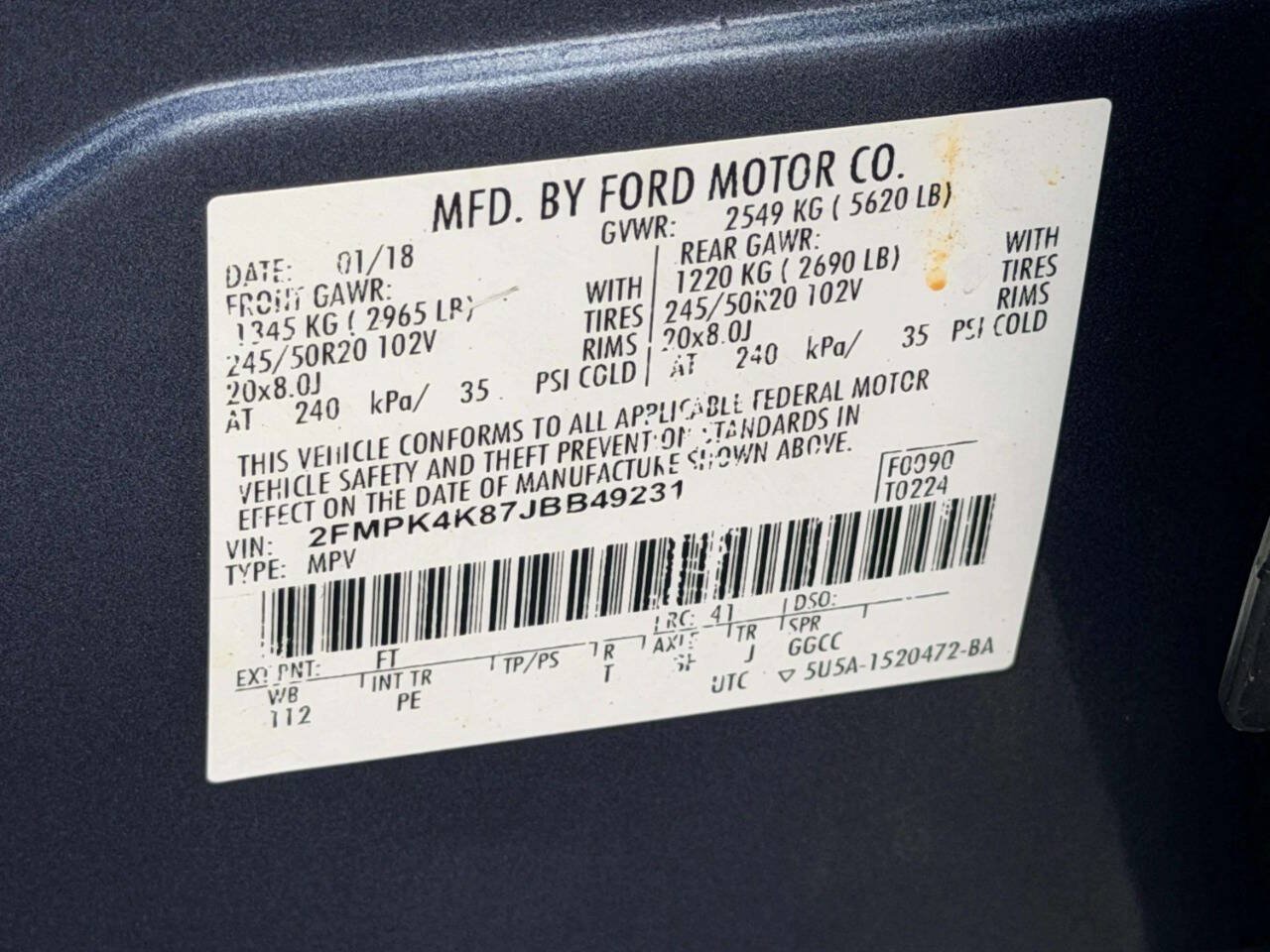 Used 2018 Ford Edge Titanium w/ Equipment Group 302A AWD/4WD image 18