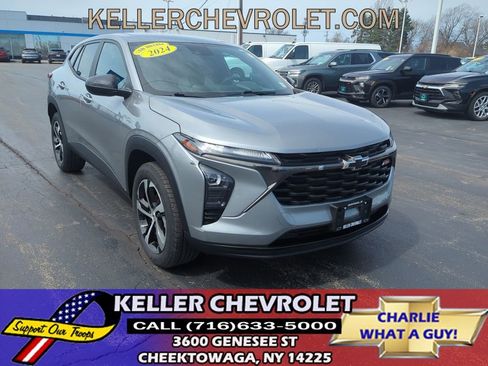 Certified 2024 Chevrolet Trax RS w/ Driver Confidence Package FWD image 1