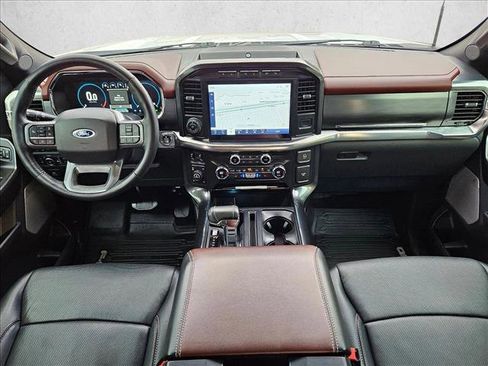 Used 2021 Ford F150 Lariat w/ Max Trailer Tow Package image 18