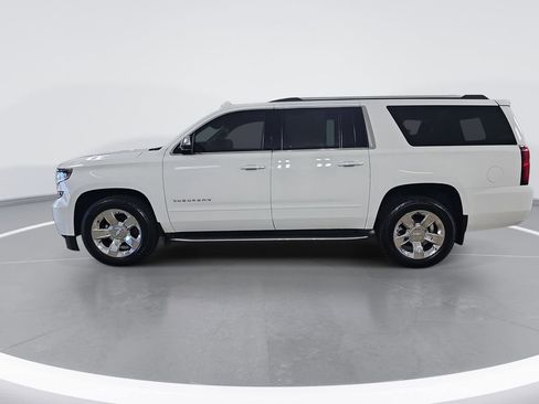 Used 2018 Chevrolet Suburban Premier AWD/4WD image 7