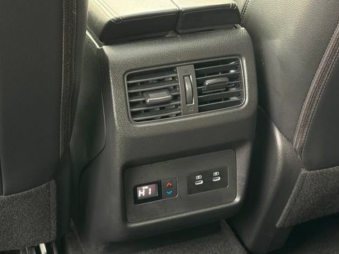 Certified 2025 Nissan Rogue SL w/ Tech Package AWD/4WD image 27