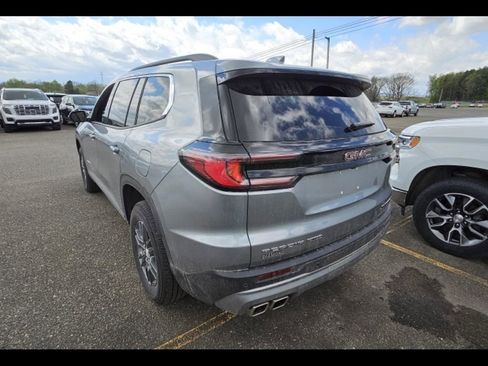Used 2025 GMC Acadia Elevation w/ LPO, Floor Liner Package AWD/4WD image 2