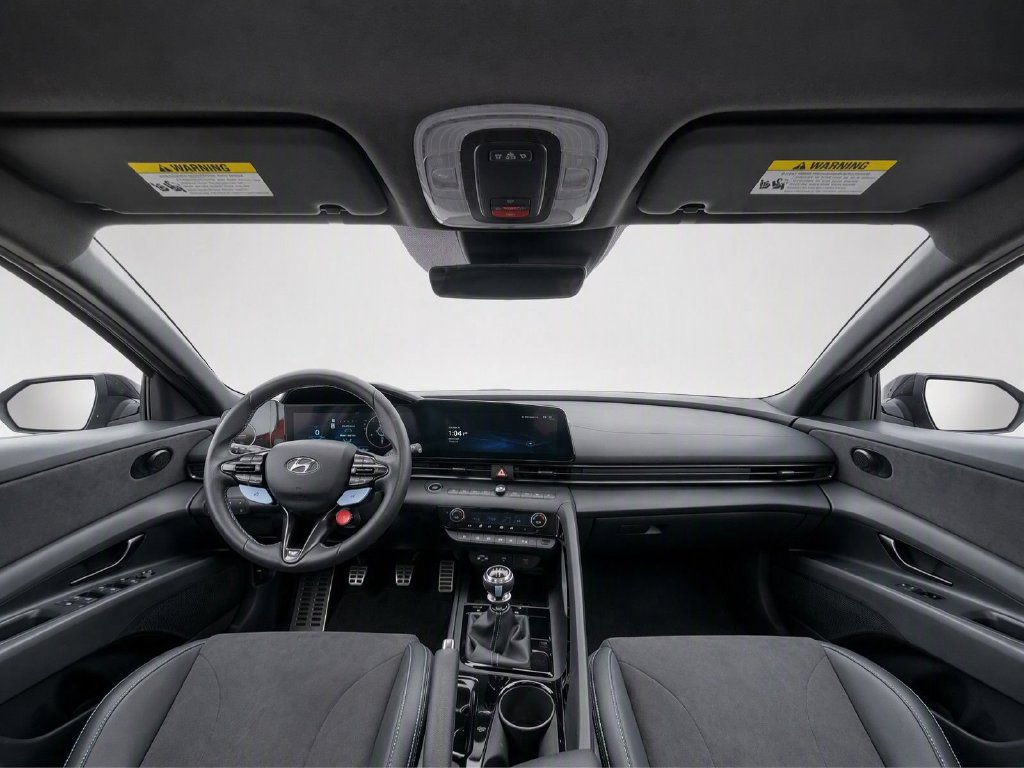 Used 2025 Hyundai Elantra N FWD image 17