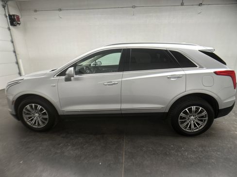 Used 2017 Cadillac XT5 Luxury image 7