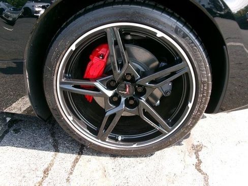 Used 2024 Chevrolet Corvette Stingray Coupe w/ 1LT RWD image 20