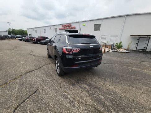 Used 2019 Jeep Compass Limited AWD/4WD image 18