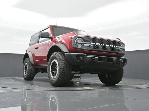 New 2025 Ford Bronco Badlands w/ Sasquatch Package image 18