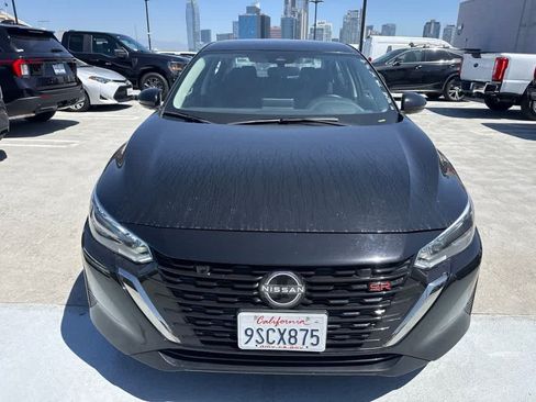 Used 2025 Nissan Sentra SR FWD image 8