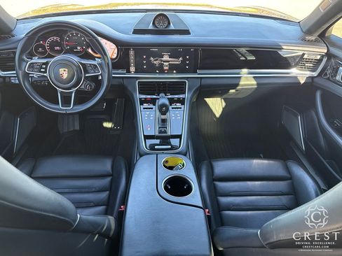 Used 2017 Porsche Panamera 4S image 11