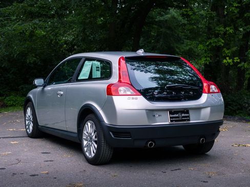 Used 2010 Volvo C30 T5 FWD image 8
