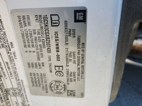 Used 2011 Chevrolet Silverado 3500 LT image 19