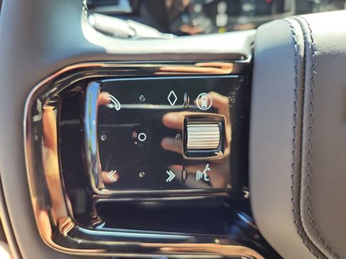 Certified 2026 Land Rover Range Rover Velar S image 8