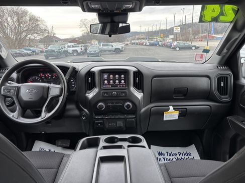 Used 2024 Chevrolet Silverado 1500 Custom Trail Boss w/ LPO, Dark Essentials Package image 16