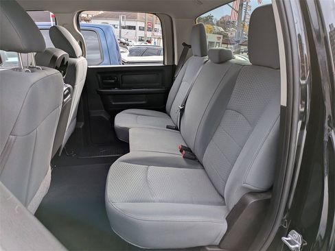 Used 2019 RAM 1500 Express w/ Express Value Package image 18