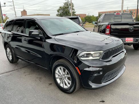 Used 2025 Dodge Durango GT RWD image 3