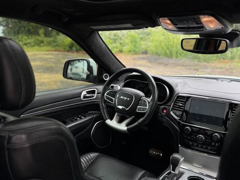 Used 2020 Jeep Grand Cherokee SRT AWD/4WD image 31