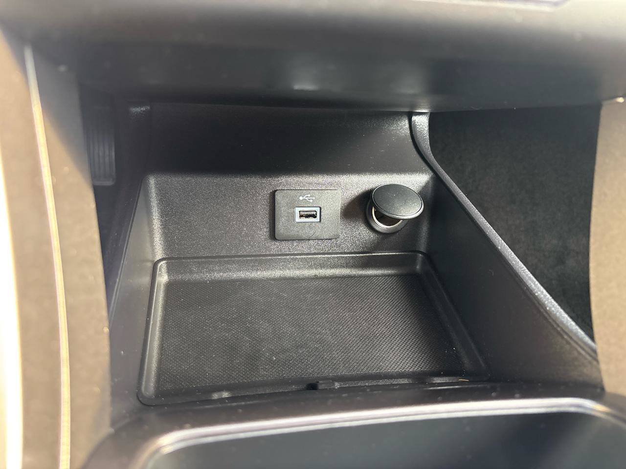 Used 2018 Ford Fusion S FWD image 17