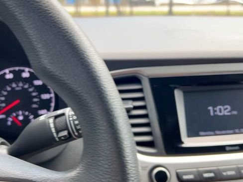 Used 2022 Hyundai Accent SE w/ Cargo Package image 25