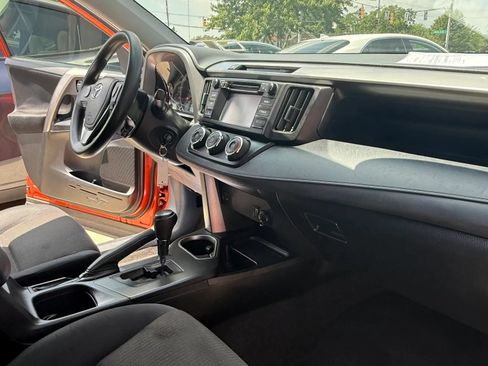 Used 2016 Toyota RAV4 LE AWD/4WD image 13