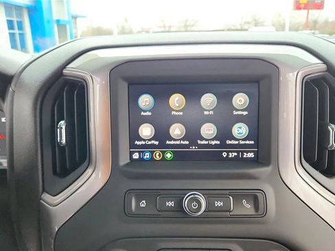 Used 2026 Chevrolet Silverado 2500 Custom w/ Custom Value Package image 22