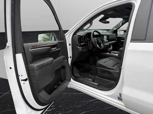 Used 2026 Chevrolet Silverado 1500 LT Trail Boss w/ LT Trail Boss Premium Package image 21