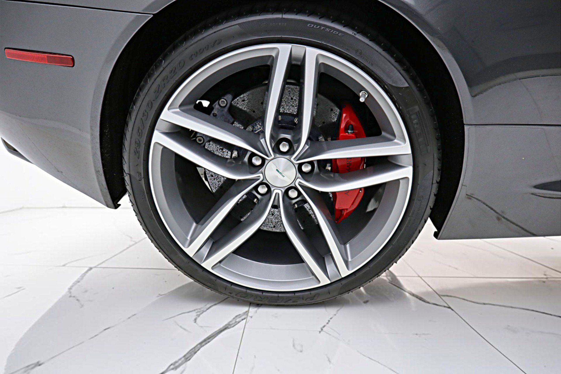 Used 2012 Aston Martin Virage Coupe RWD image 41