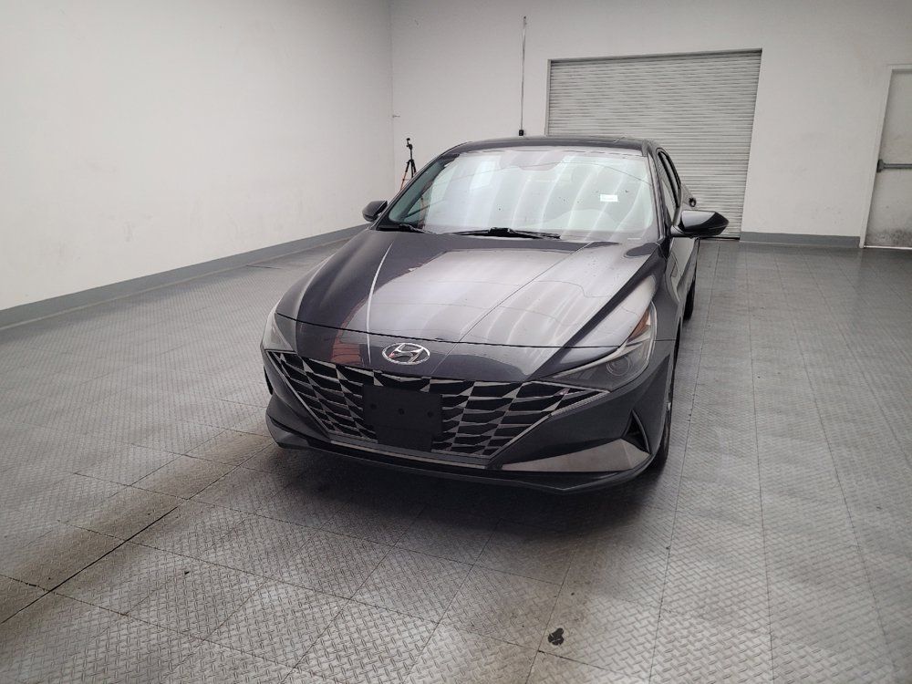 Used 2022 Hyundai Elantra SEL w/ Convenience + Premium Package FWD image 15