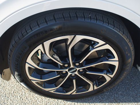 Used 2024 Lincoln Nautilus Reserve w/ Equipment Group 203A image 26