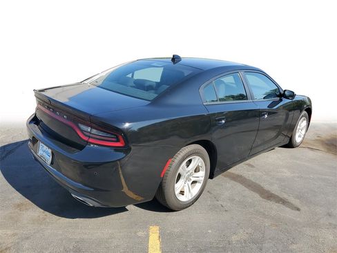 Used 2023 Dodge Charger SXT image 5