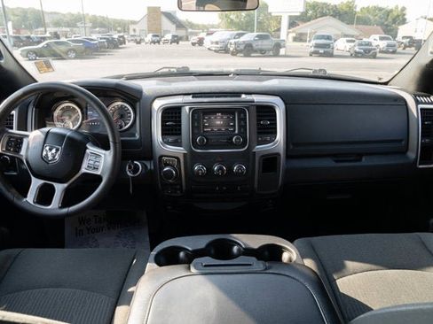Used 2024 RAM 1500 Classic Warlock image 30