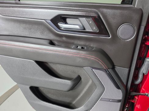 Used 2025 GMC Yukon AT4 Ultimate image 24