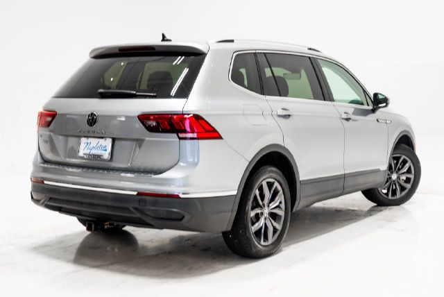 Used 2023 Volkswagen Tiguan SE FWD image 34