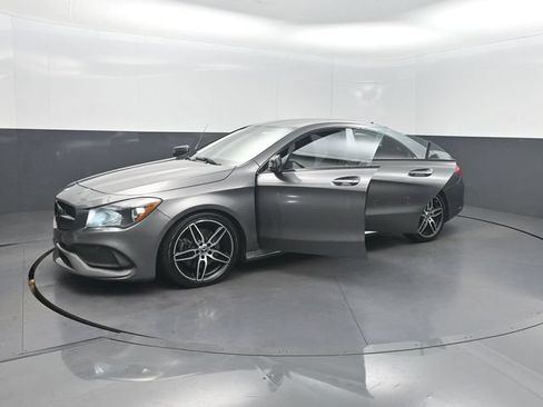 Used 2019 Mercedes-Benz CLA 250 image 28