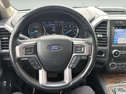 Used 2019 Ford Expedition Platinum AWD/4WD image 16