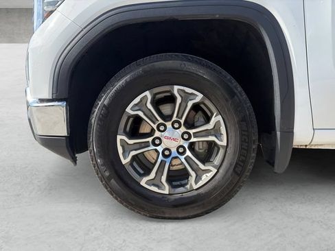 Used 2025 GMC Sierra 1500 SLT RWD image 23
