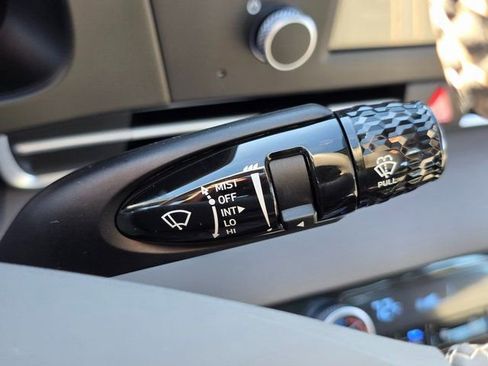 New 2026 Hyundai Elantra SEL Sport Premium FWD image 35