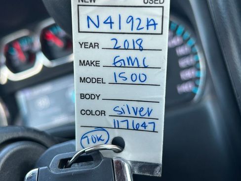 Used 2018 GMC Sierra 1500 SLT AWD/4WD image 36