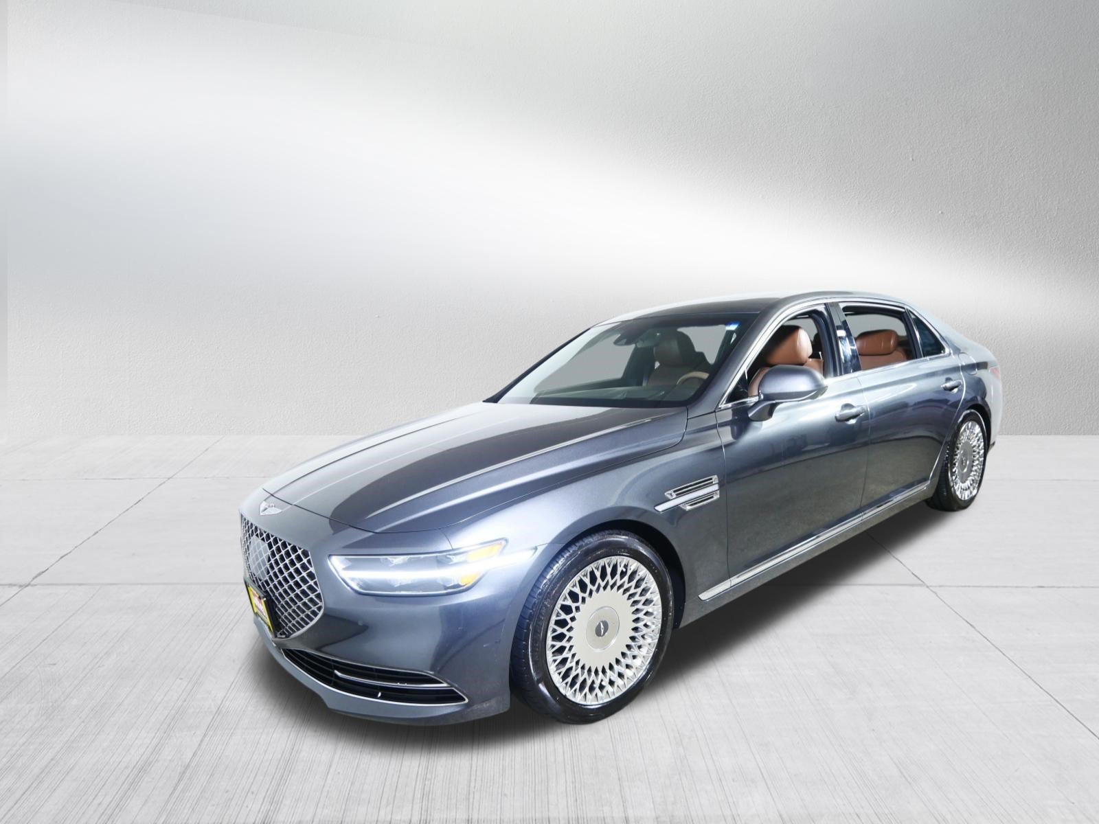 Used 2020 Genesis G90 5.0 Ultimate AWD/4WD image 3