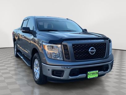 Used 2019 Nissan Titan SV w/ SV Convenience Package