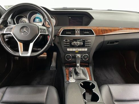 Used 2012 Mercedes-Benz C 300 4MATIC Sedan image 2